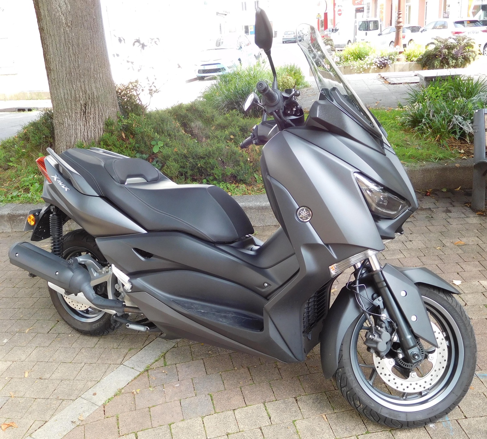 Yamaha XMAX 300